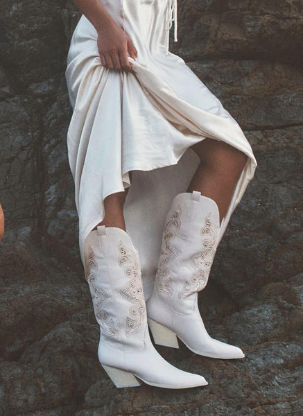 Zoren Ivory Boot
