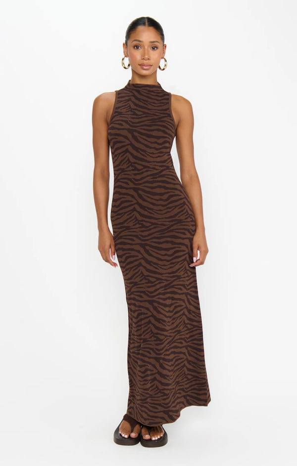 Canvas Fashion Gallery