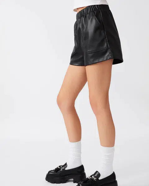 Faux The Record Shorts - black