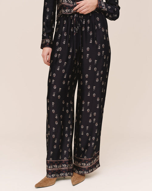 Single Pleat Wide Leg Border Pant - Floral Border Print