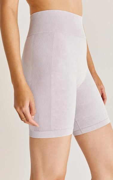 Dance It Out Seamless Short - Lavender Ash